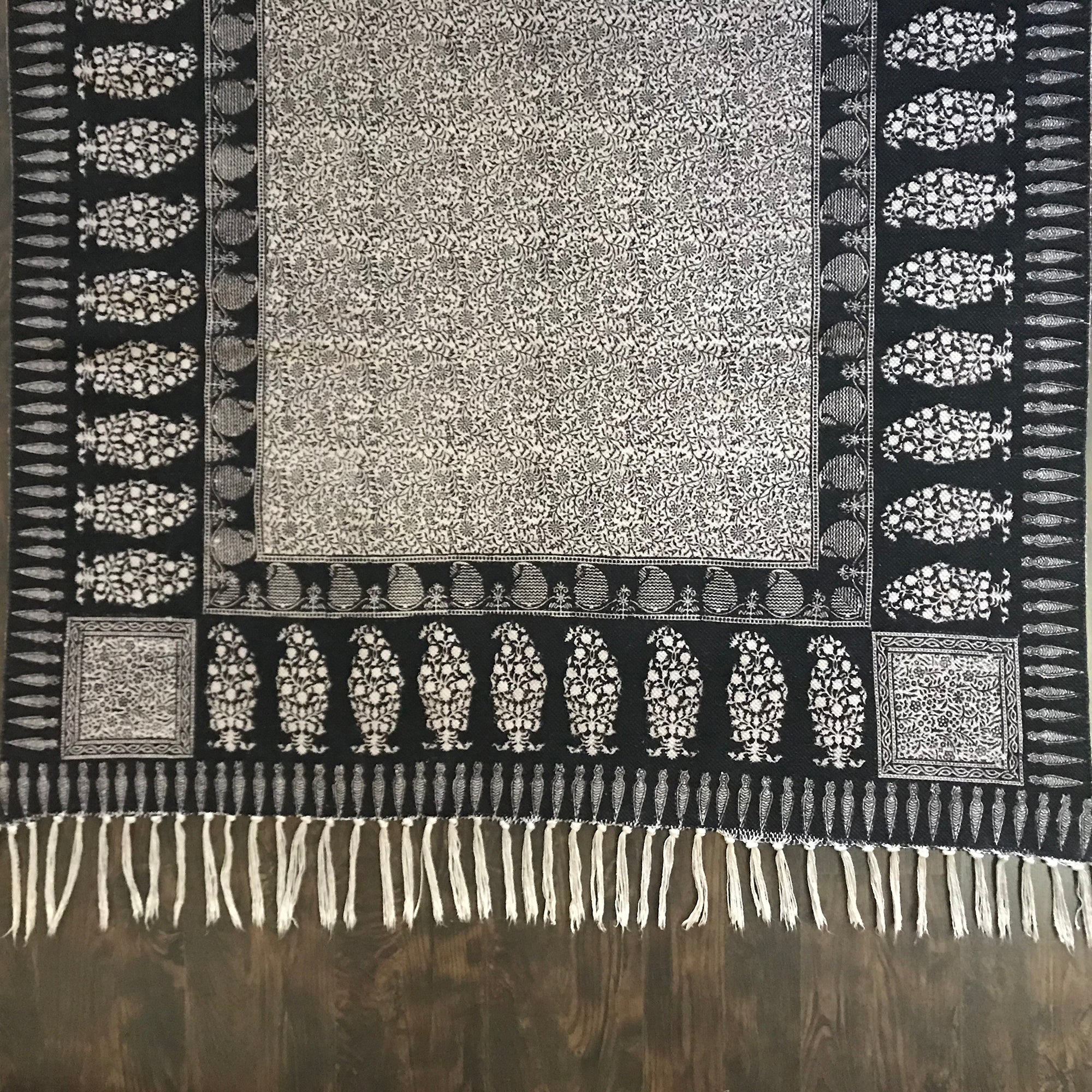 Floral Jaal & Paisley Hand-block Print Rug - White Black-1